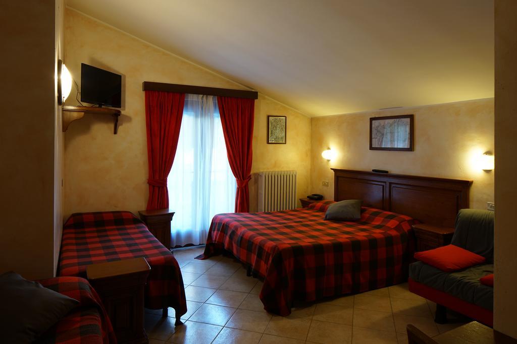 Hotel Al Caminetto Valtournenche Exterior foto